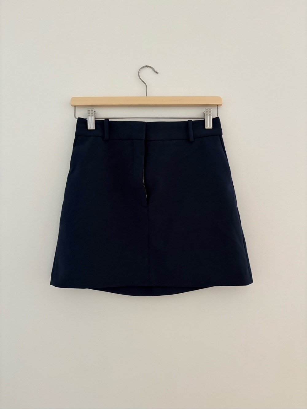 Aritzia Babaton Classic Navy A-Line Skirt